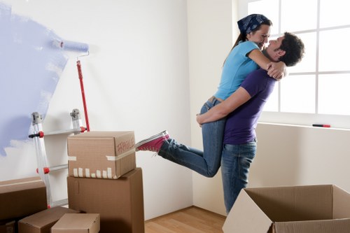 Professional St John's Wood man and van team handling a local move