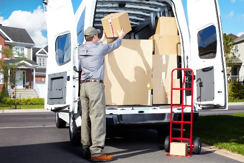 Man and van service for local moving in Stjohnswood