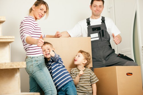 Packing and moving help for students in Stjohnswood